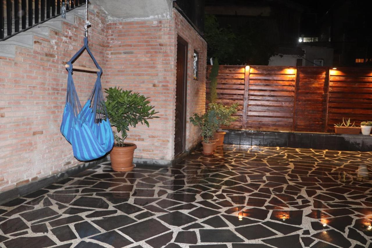 Inoldtbilisi Apartamento Exterior foto